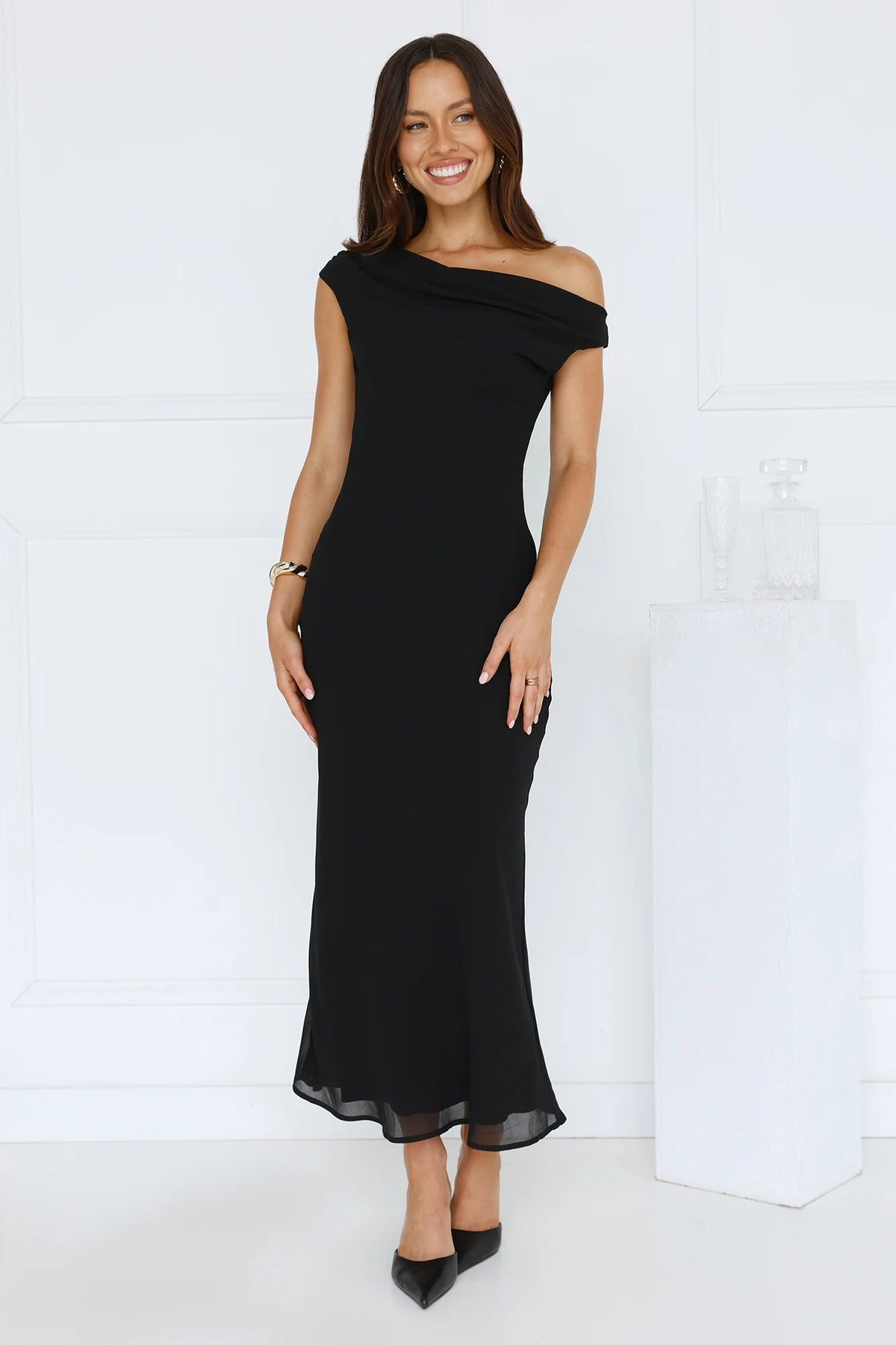 Xenia Off Shoulder Midi Dress Black