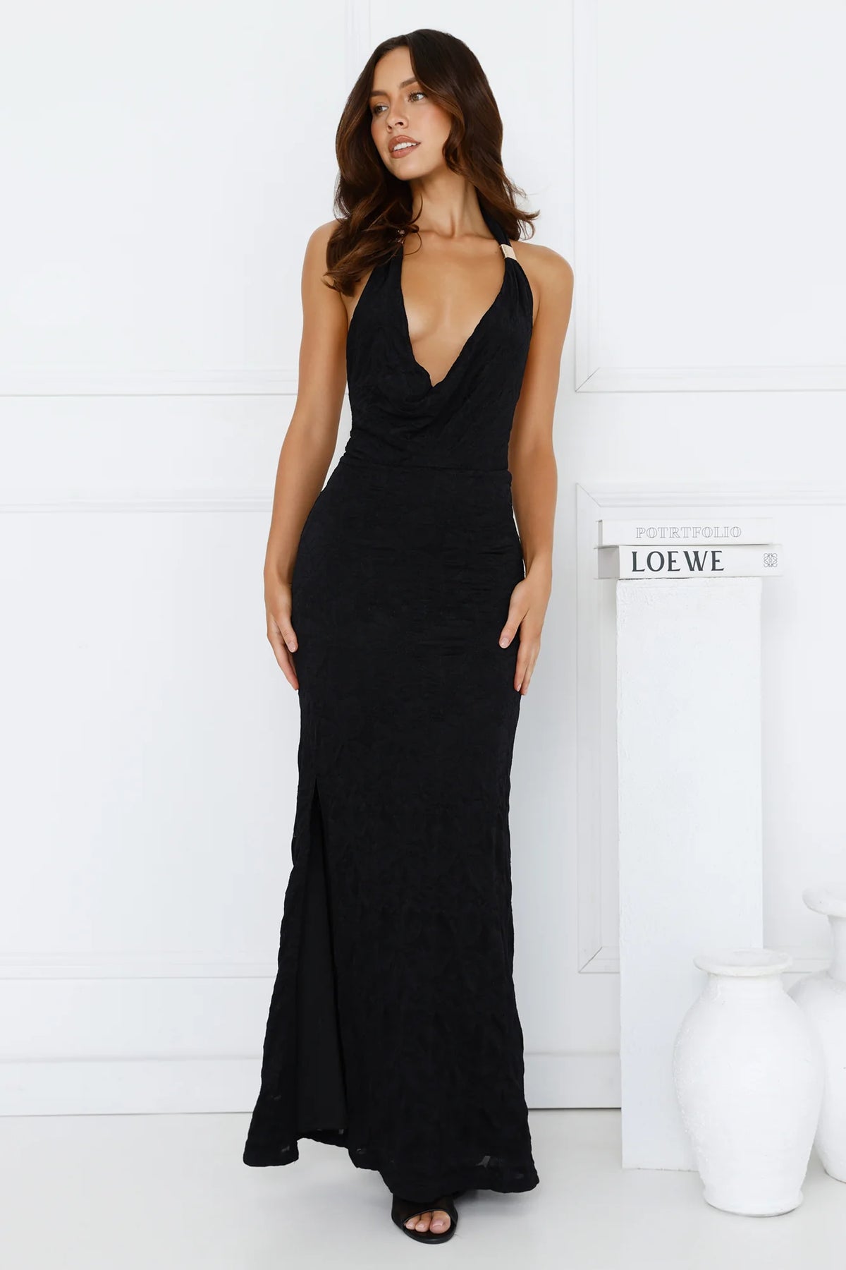 Éclat Affair Halter Maxi Dress Beige