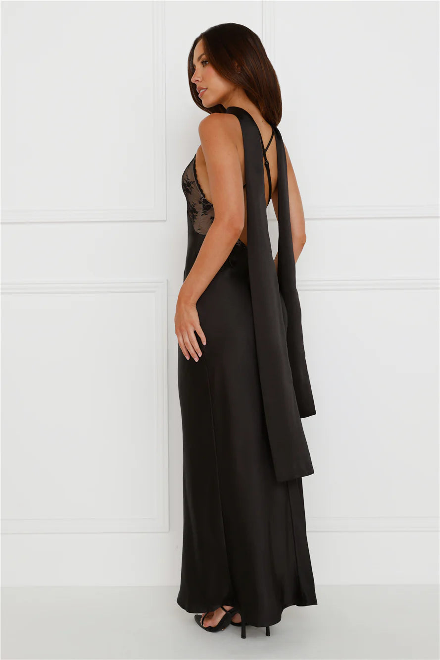 Nadalia Midi Dress Black