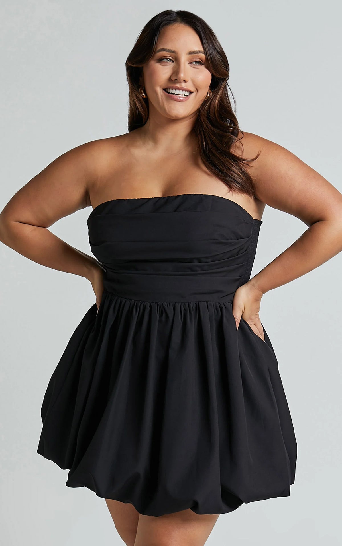 Shaima Mini Dress - Strapless Bubble Hem Dress in Red